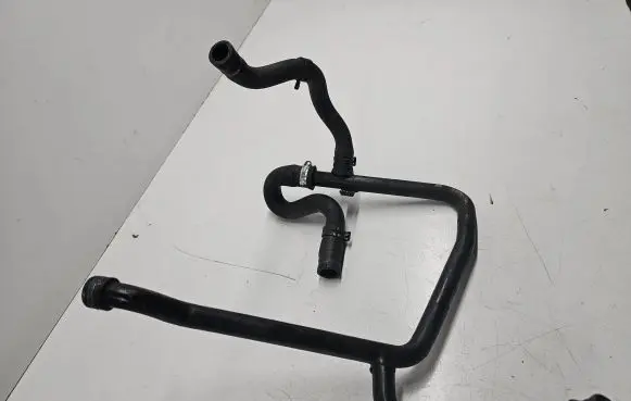 Audi A4 S4 B6 8E 8H Engine coolant pipe/hose