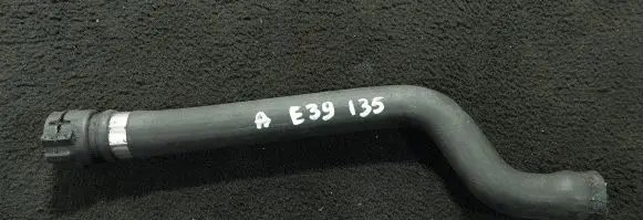 BMW 5 E39 Engine coolant pipe/hose