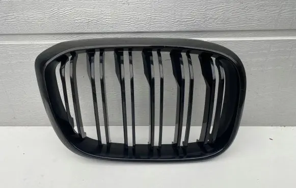 BMW X3 G01 Front grill 7464922