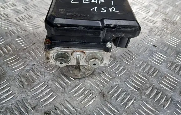 Nissan Leaf I (ZE0) ABS Pump