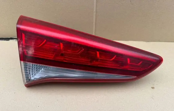 Hyundai Tucson TL Rear/tail lights L-0JE0 S2501P137-S6B
