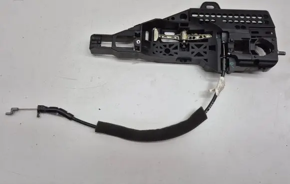 Renault Captur Front door exterior handle/bracket 806068462R