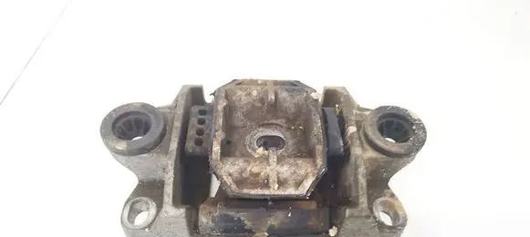 Ford Mondeo Mk III Engine mount bracket 1X437M122 1X43-7M122