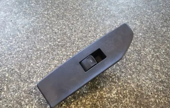 Toyota Verso Electric window control switch 742310F040