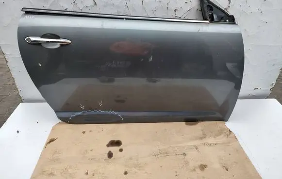 Alfa Romeo Mito Front door