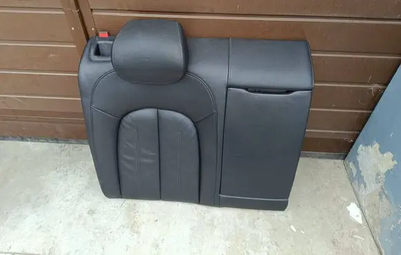 Rear seat
