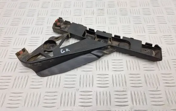 Opel Zafira C Rear bumper mounting bracket 13300738 000193235