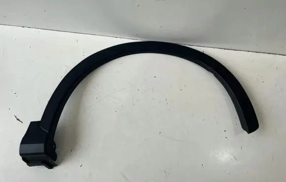 Mitsubishi Eclipse Cross Front arch trim 7400A510