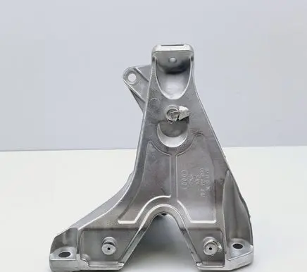 Audi A4 S4 B6 8E 8H Engine mounting bracket 8E0199308D