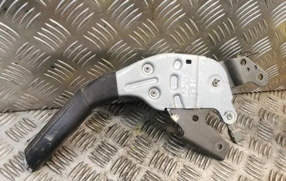 Mercedes-Benz B W245 Hand brake release handle 