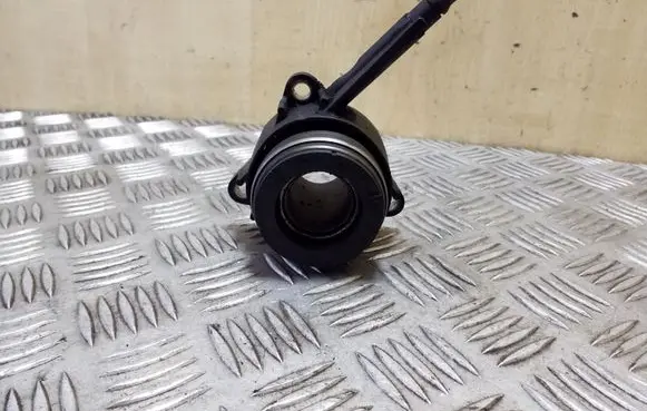 Volkswagen PASSAT B8 Clutch release bearing slave cylinder 0A5141671L