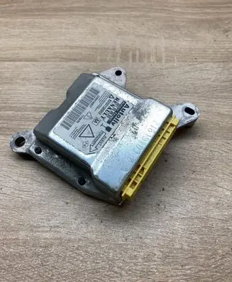 Renault Laguna II Airbag control unit/module 8200138952 601958800