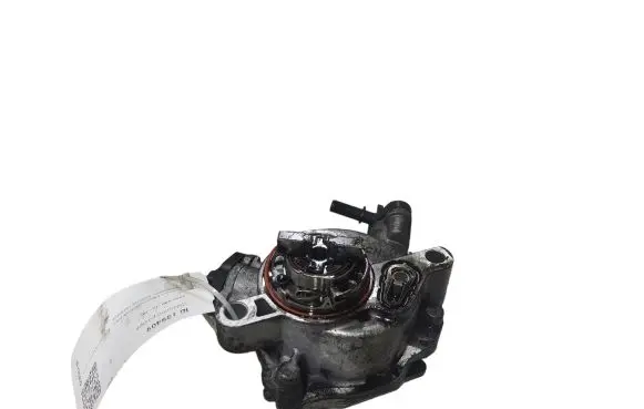 Volvo V40 Vacuum pump 9804021880