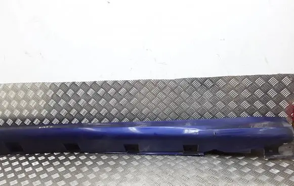 Ford Focus Sill CM51A10155A