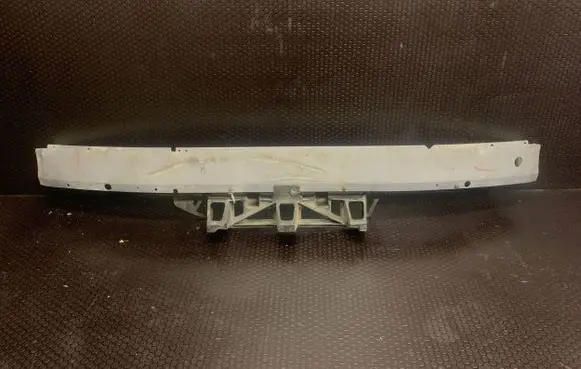 Opel Zafira B Front bumper cross member 24460537 17305B