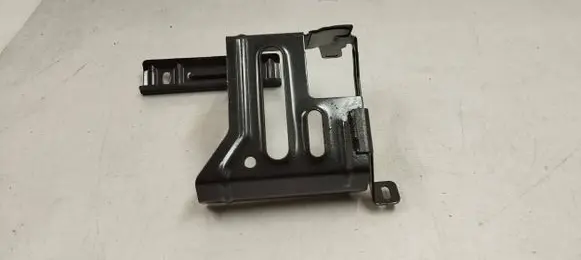 Battery bracket