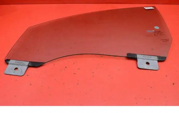 Ford Mondeo MK I Front door window glass four-door 