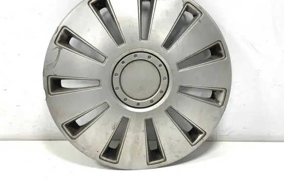 Mercedes-Benz Vito Viano W639 R16 wheel hub/cap/trim 