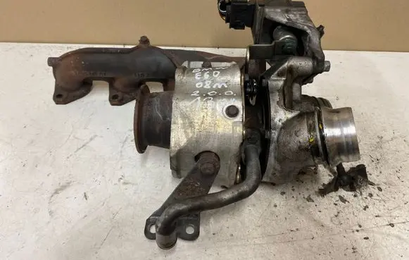 BMW 5 E60 E61 Turbo 850689101A 1309600817