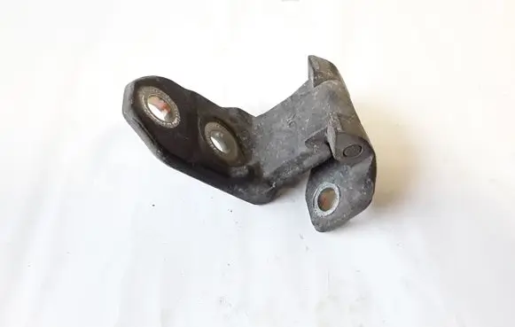 Hyundai Tiburon Front door lower hinge NOCODE