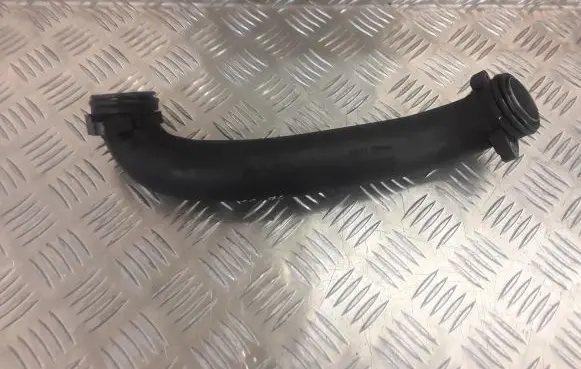 Volvo XC70 Intercooler hose/pipe 31293676