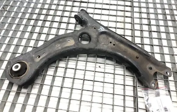 Skoda Kamiq Front control arm 