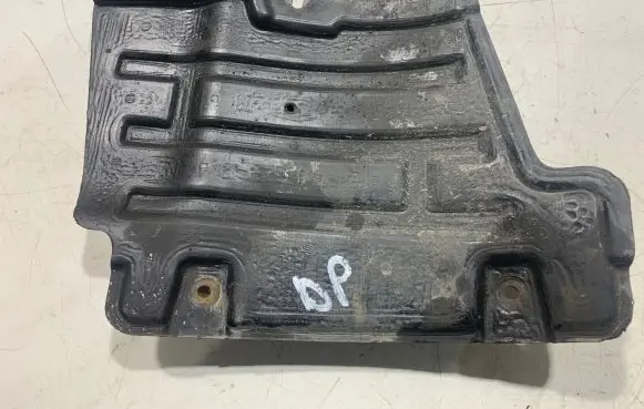 Opel Signum Engine splash shield/under tray 13140975