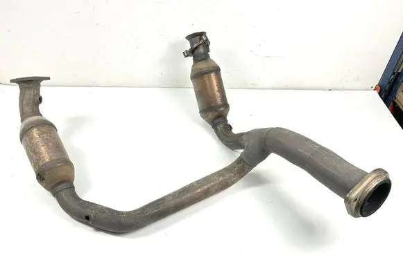 Chevrolet Suburban Catalyst/FAP/DPF particulate filter 
