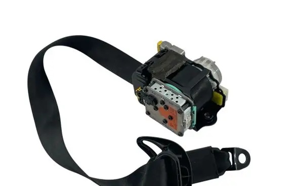 Audi A5 8T 8F Front seatbelt 8T0857705 071112