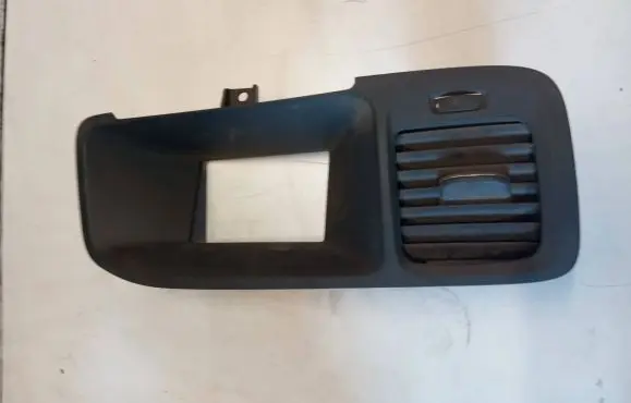 Dash center air vent grill