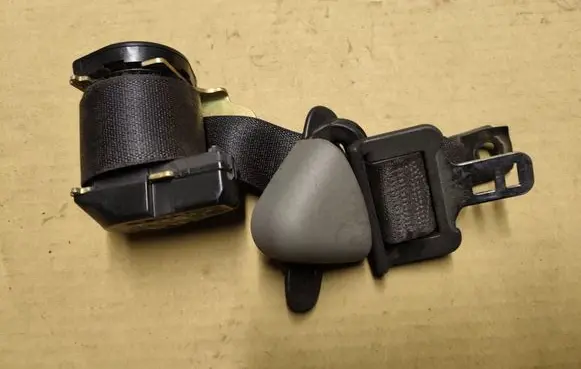 Chrysler PT Cruiser Rear seatbelt 601009164B