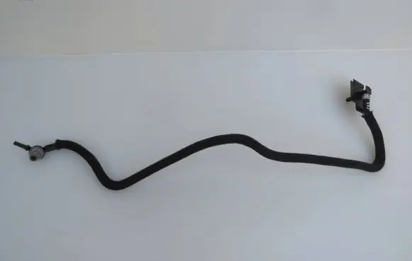 Mercedes-Benz CLS C218 X218 Vacuum line/pipe/hose A2124302329