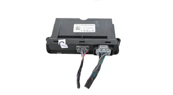 BMW M3 F80 Rear brake EMF control unit/module 100761800J