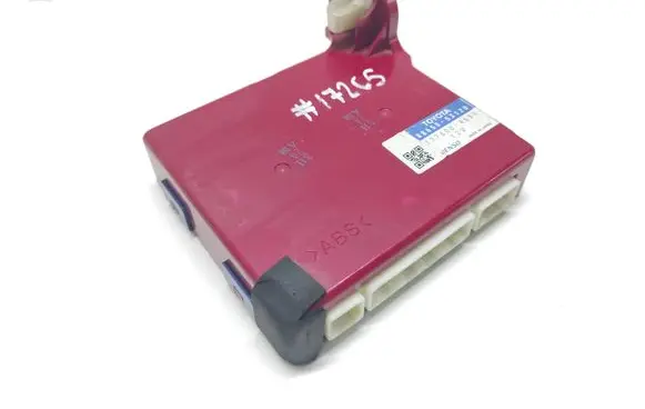 Lexus IS 220D-250-350 Other control units/modules 8865053120 1776004691