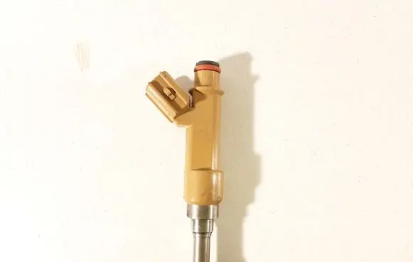 Toyota Verso Fuel injector 232500T030 138022308