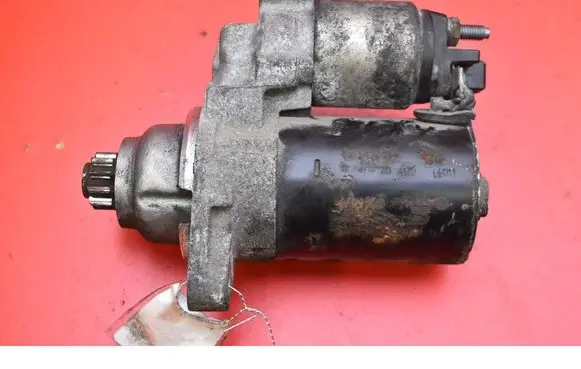 Volkswagen Fox Starter motor 0001120400