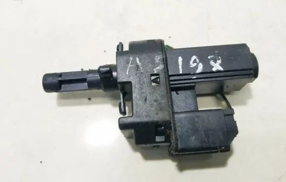 Ford Mondeo MK IV Brake pedal sensor switch 4m6t7c634aa 4m6t-7c634-aa