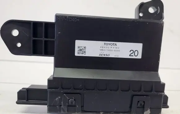 Toyota C-HR I Other control units/modules 88650F4182