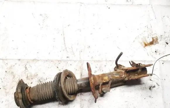 Nissan X-Trail T31 Front shock absorber/damper