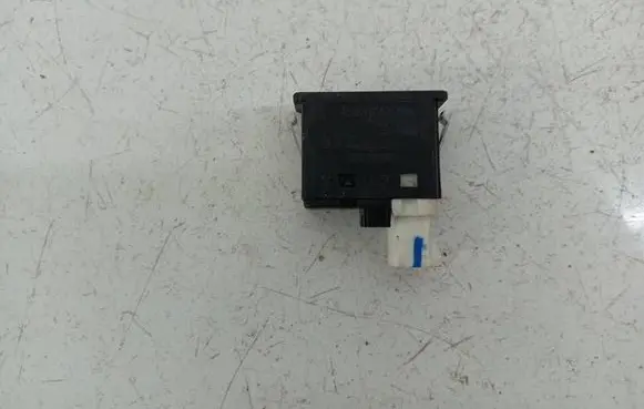 BMW 5 GT F07 USB socket connector 8410923765301 923765301