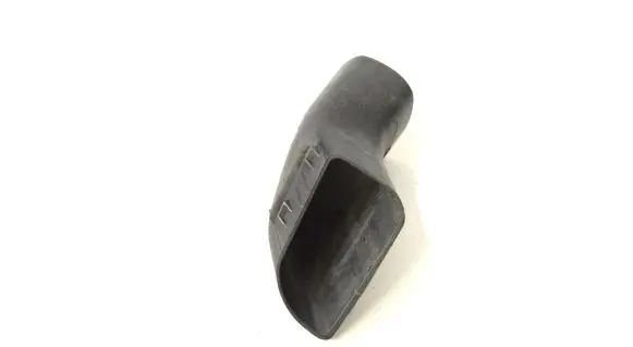 Ford Focus Air intake duct part BV619C679CA