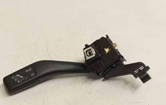 Skoda Octavia Mk2 (1Z) Indicator stalk 1K0953513E