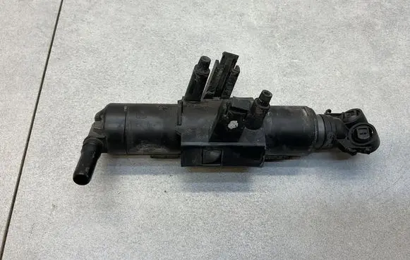 Ford Kuga II Headlight washer spray nozzle CV4413L015BA
