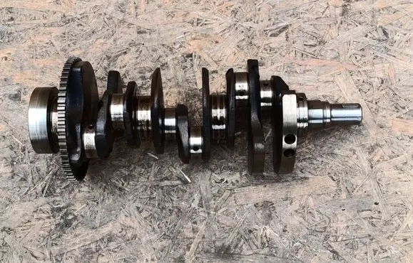 Hyundai Santa Fe Crankshaft HK22235A