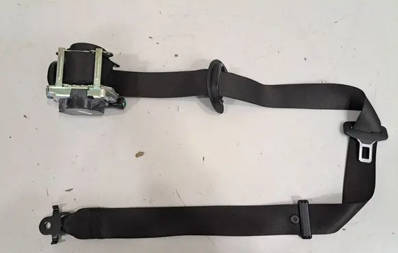 BMW X6 F16 Front seatbelt 7343629