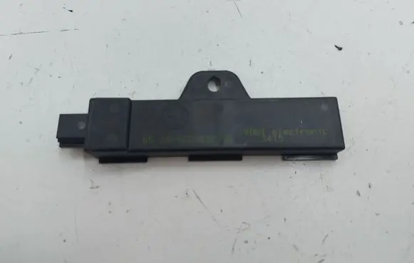 BMW 5 F10 F11 Keyless system antenna 922083202