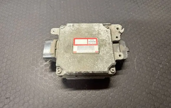 Lexus RX 330 - 350 - 400H Other control units/modules 8965048010