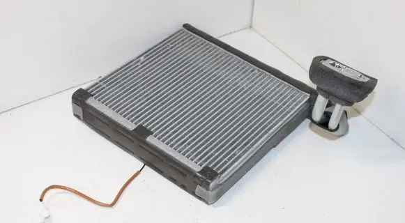 Mazda 3 III Air conditioning (A/C) radiator (interior) SAE J2842