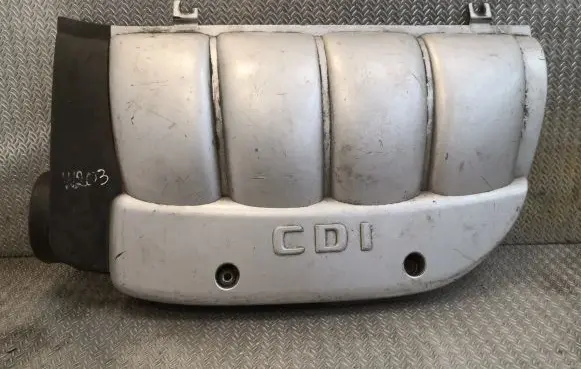 Mercedes-Benz C W203 Engine cover (trim) 6110101167