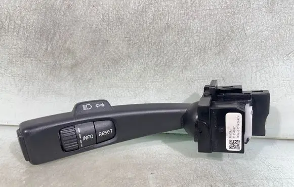 Volvo XC60 Indicator stalk 31334647